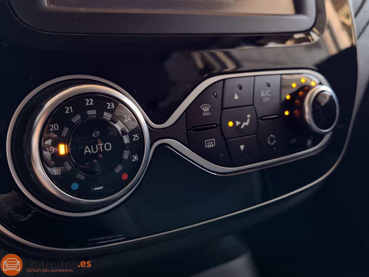 18 - Renault Captur 2017