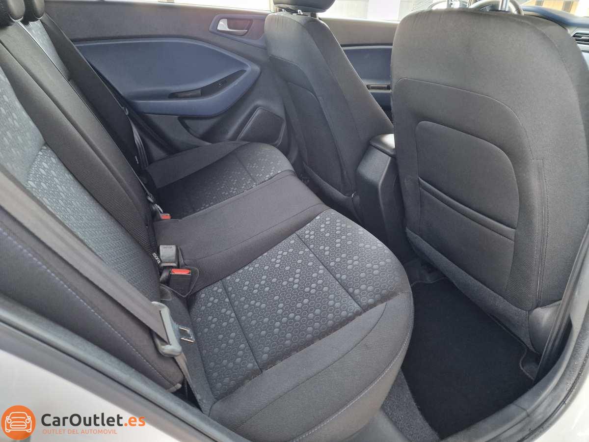 10 - Hyundai i20 2019 - AUTO