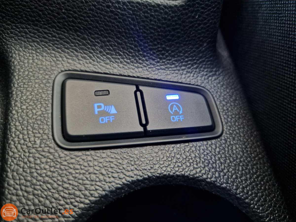 28 - Hyundai i20 2019 - AUTO