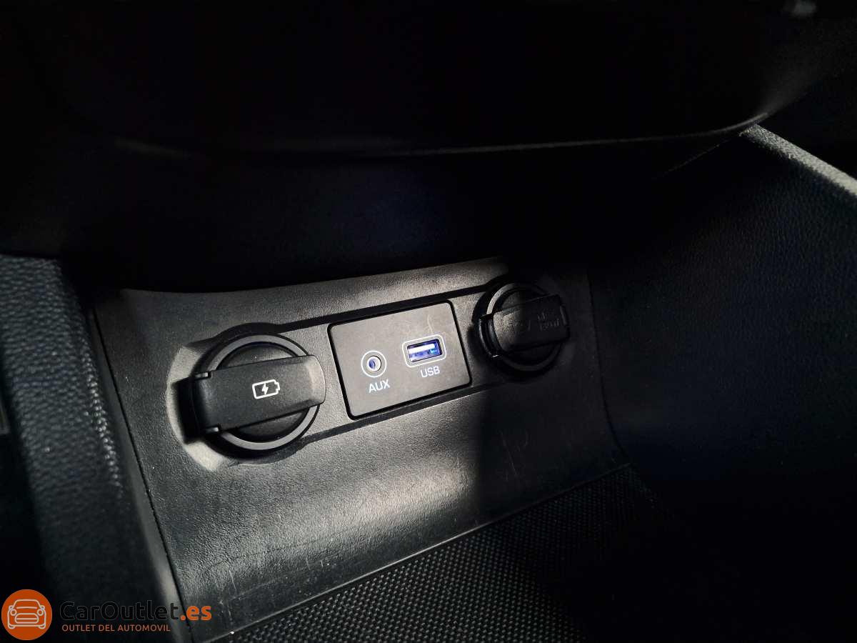 29 - Hyundai i20 2019 - AUTO