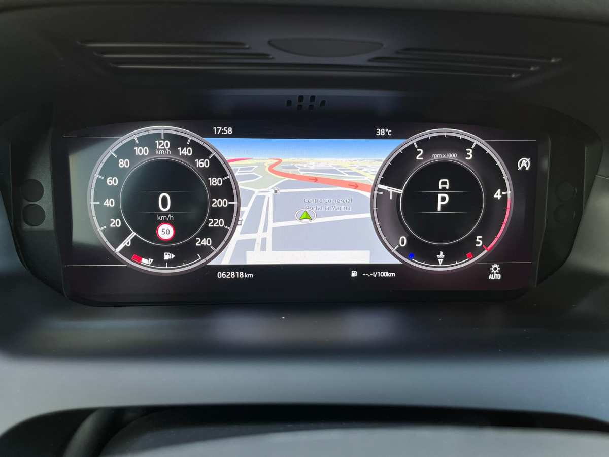 26 - Land Rover Discovery Sport 2020 - AUTO