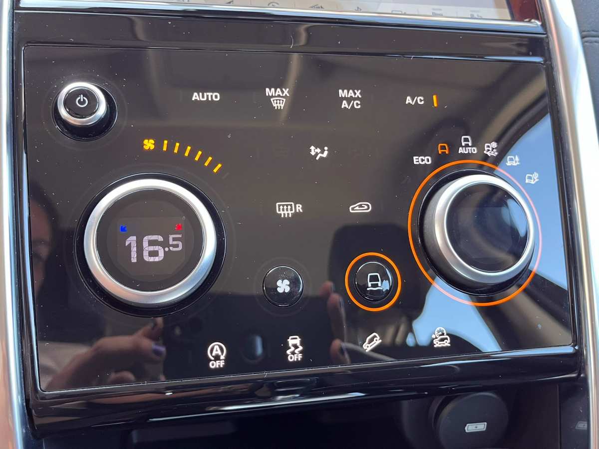 30 - Land Rover Discovery Sport 2020 - AUTO