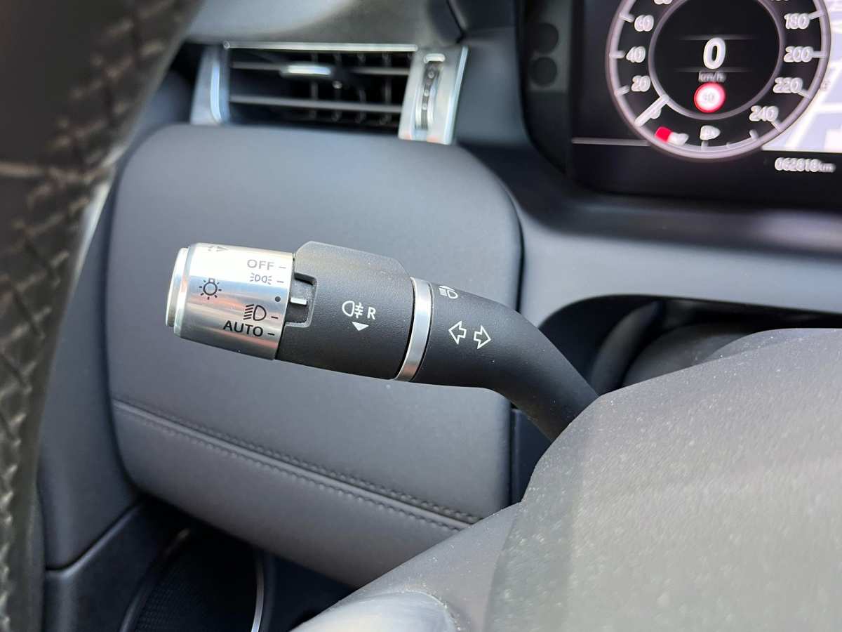 33 - Land Rover Discovery Sport 2020 - AUTO