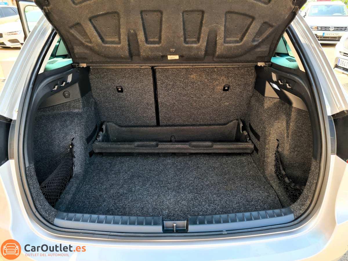 22 - Seat Ibiza 2014 - AUTO