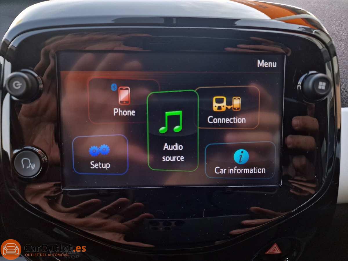 18 - Peugeot 108 2019 - AUTO