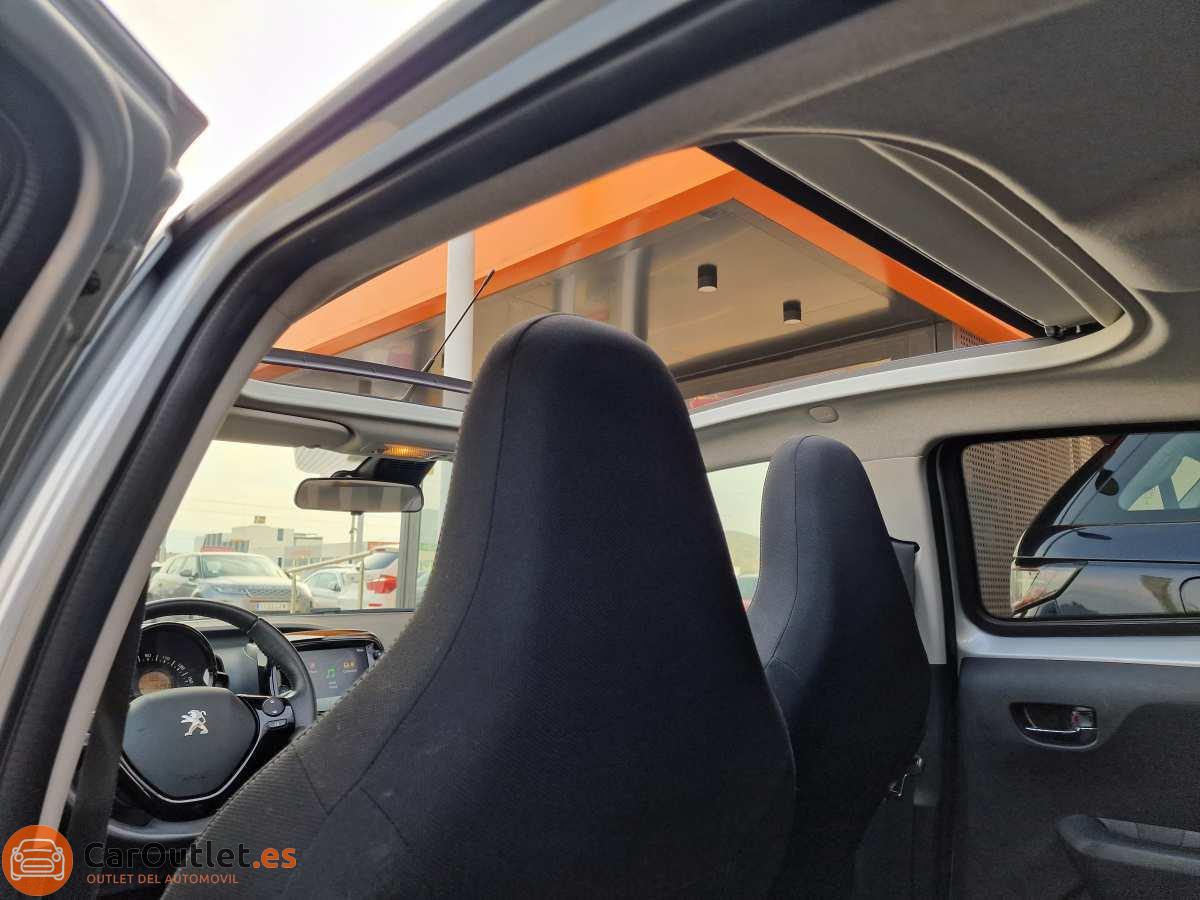 25 - Peugeot 108 2019 - AUTO