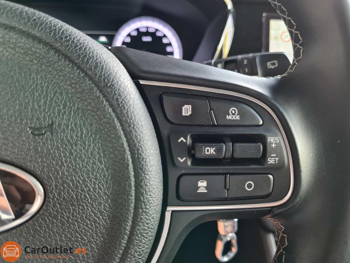 24 - Kia Niro 2021 - AUTO