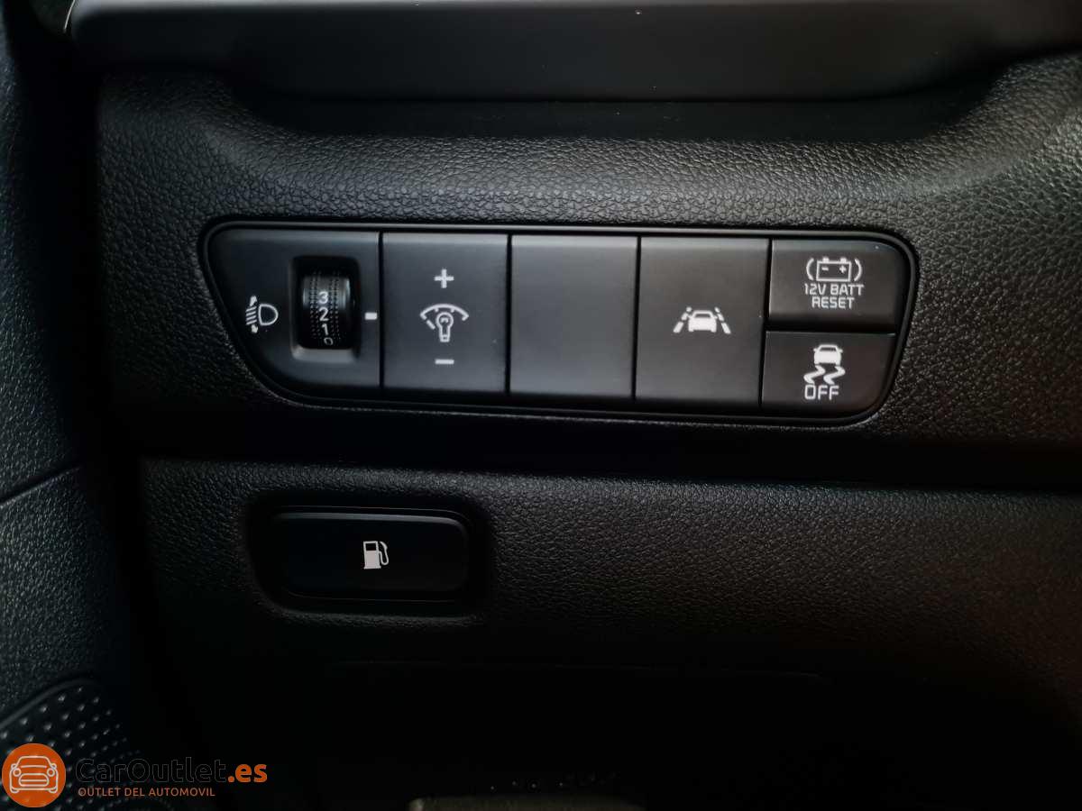 28 - Kia Niro 2021 - AUTO