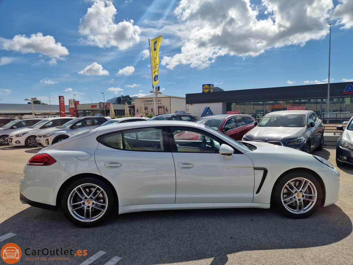 4 - Porsche Panamera 2015 - AUTO