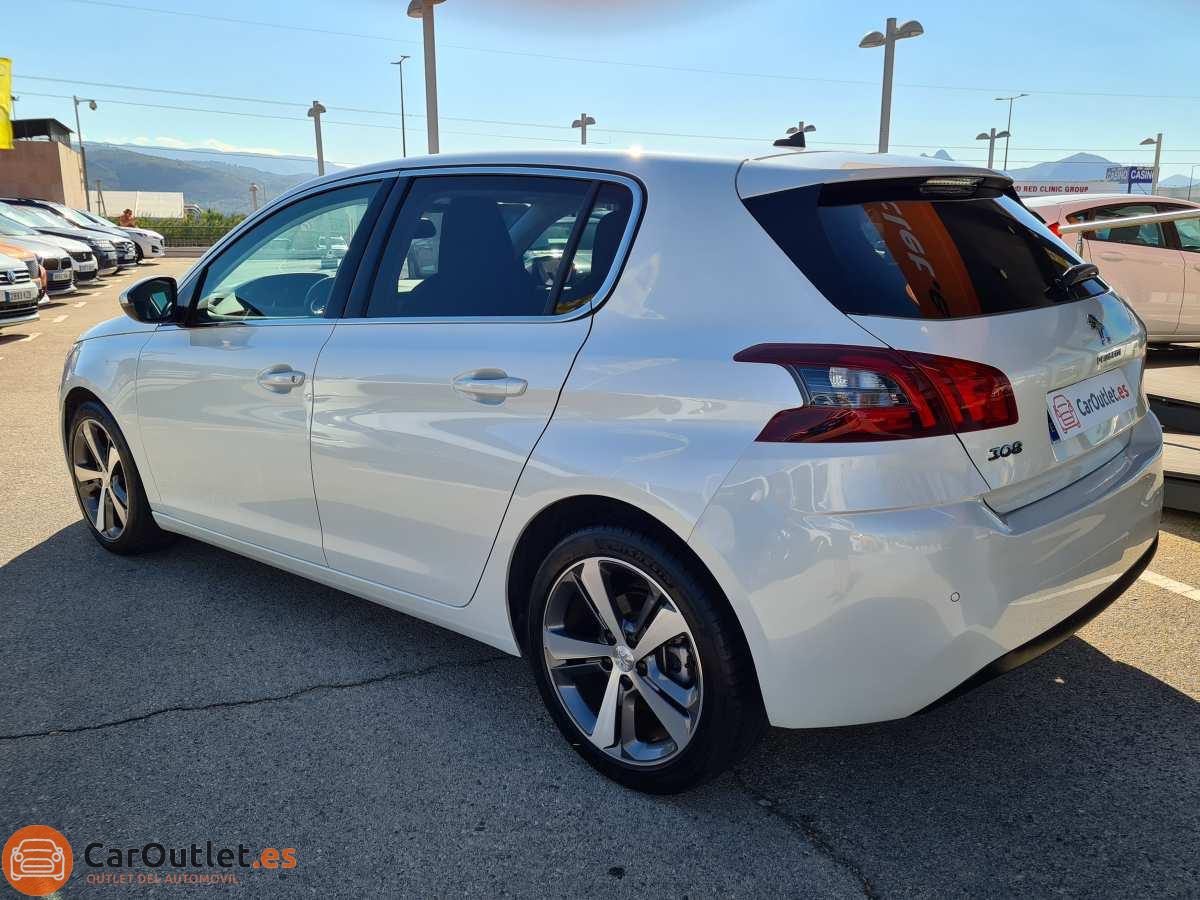 8 - Peugeot 308 2019 - AUTO