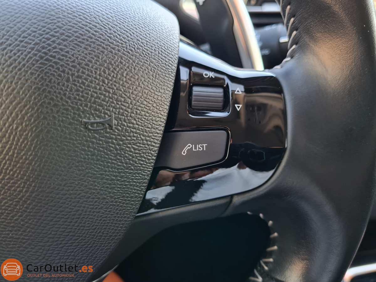 22 - Peugeot 308 2019 - AUTO