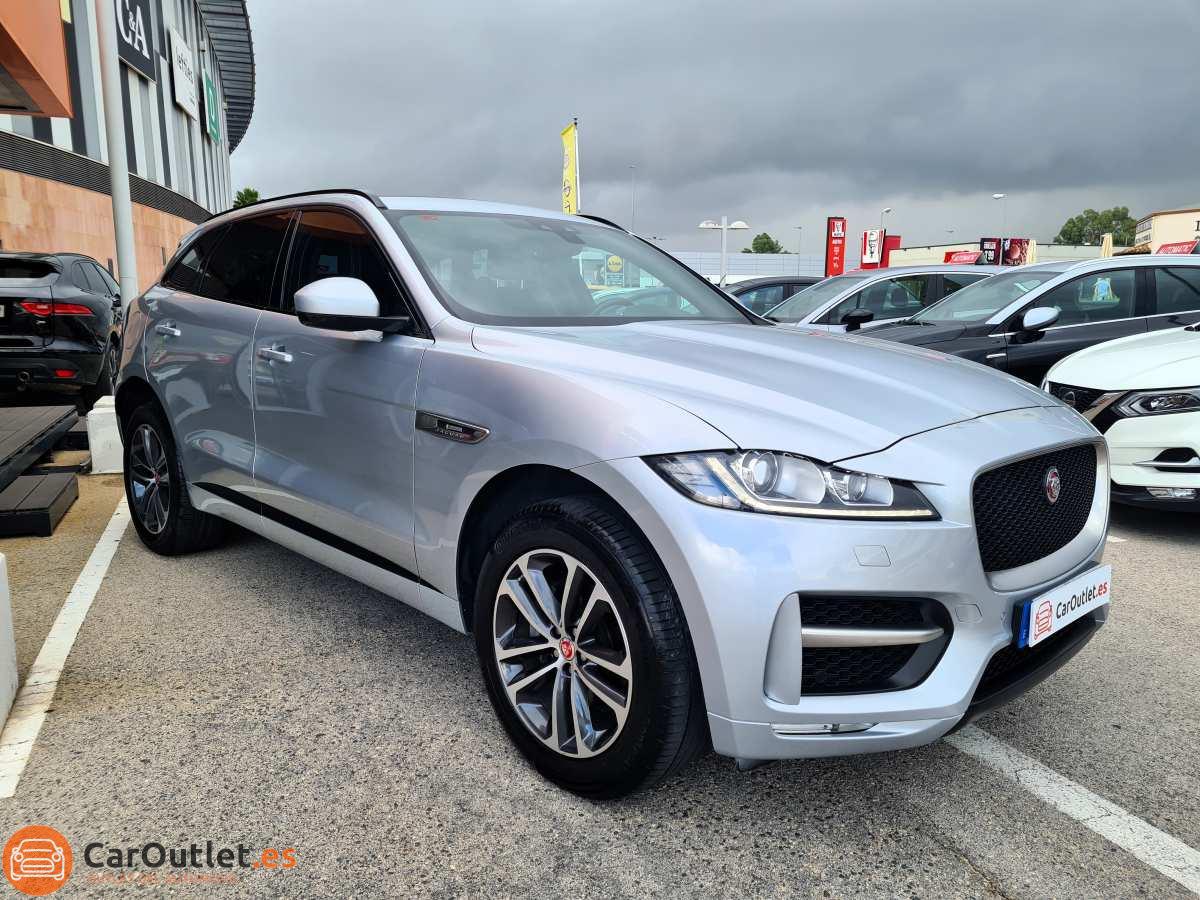 3 - Jaguar F-Pace 2019 - AUTO