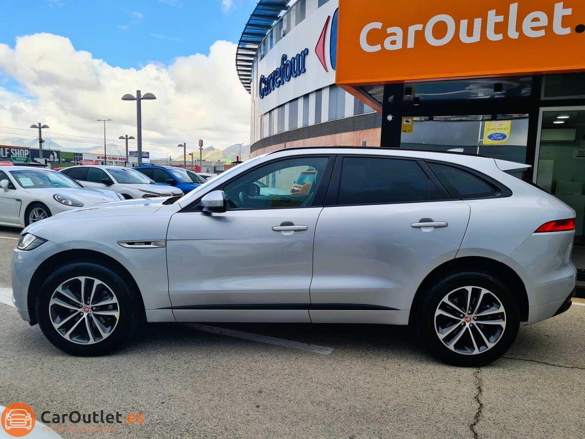 5 - Jaguar F-Pace 2019 - AUTO