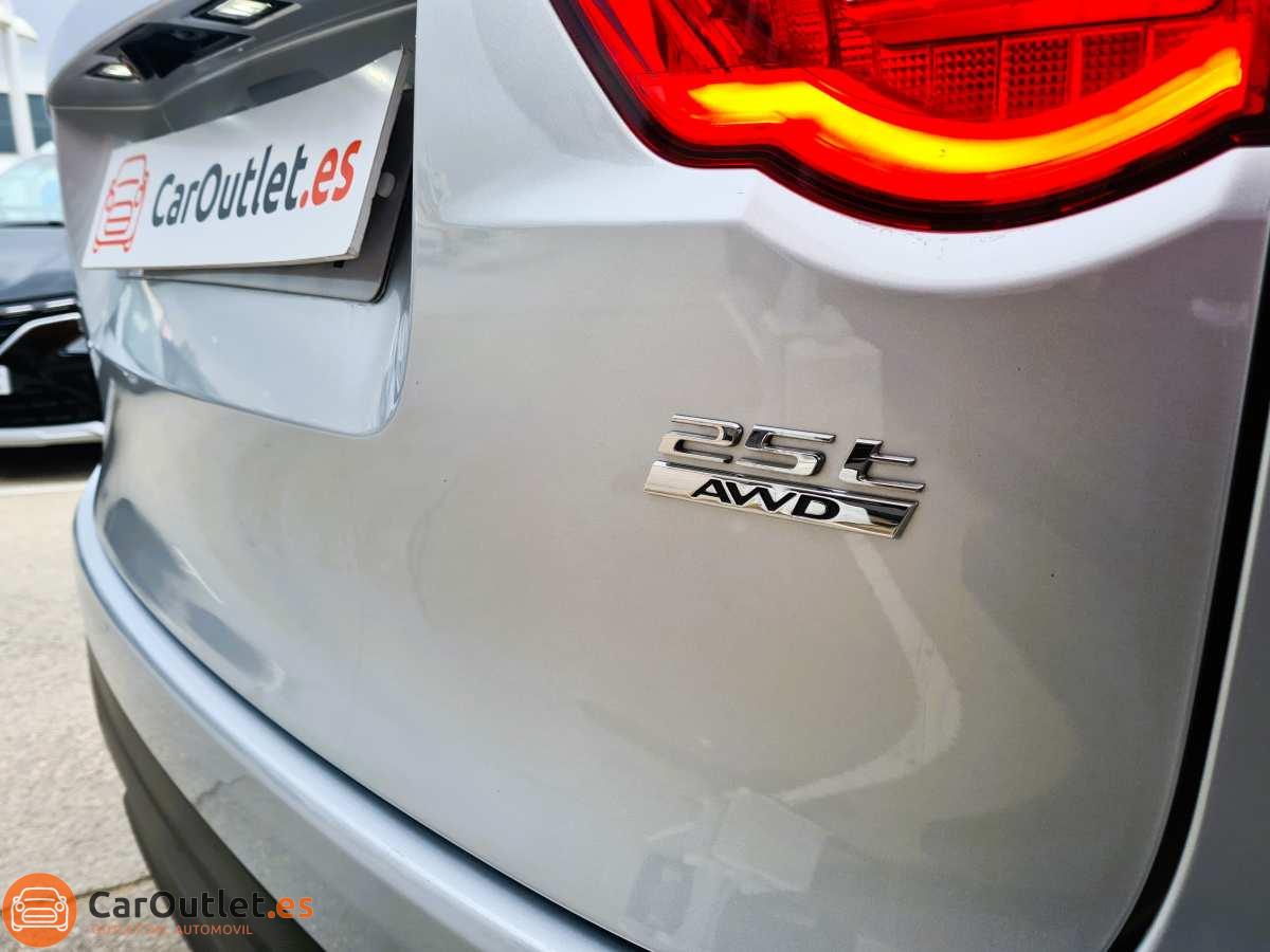 10 - Jaguar F-Pace 2019 - AUTO