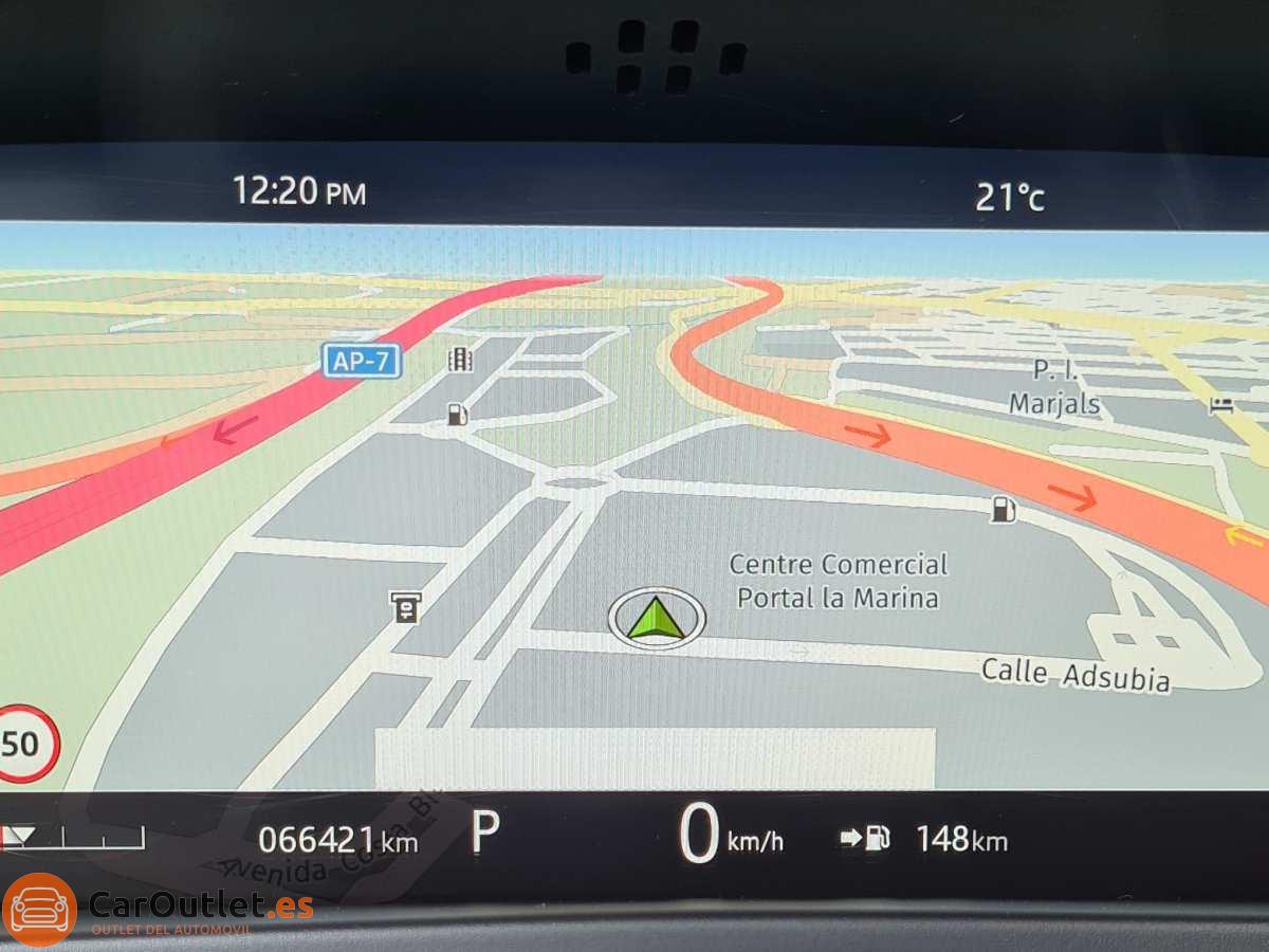 21 - Jaguar F-Pace 2019 - AUTO