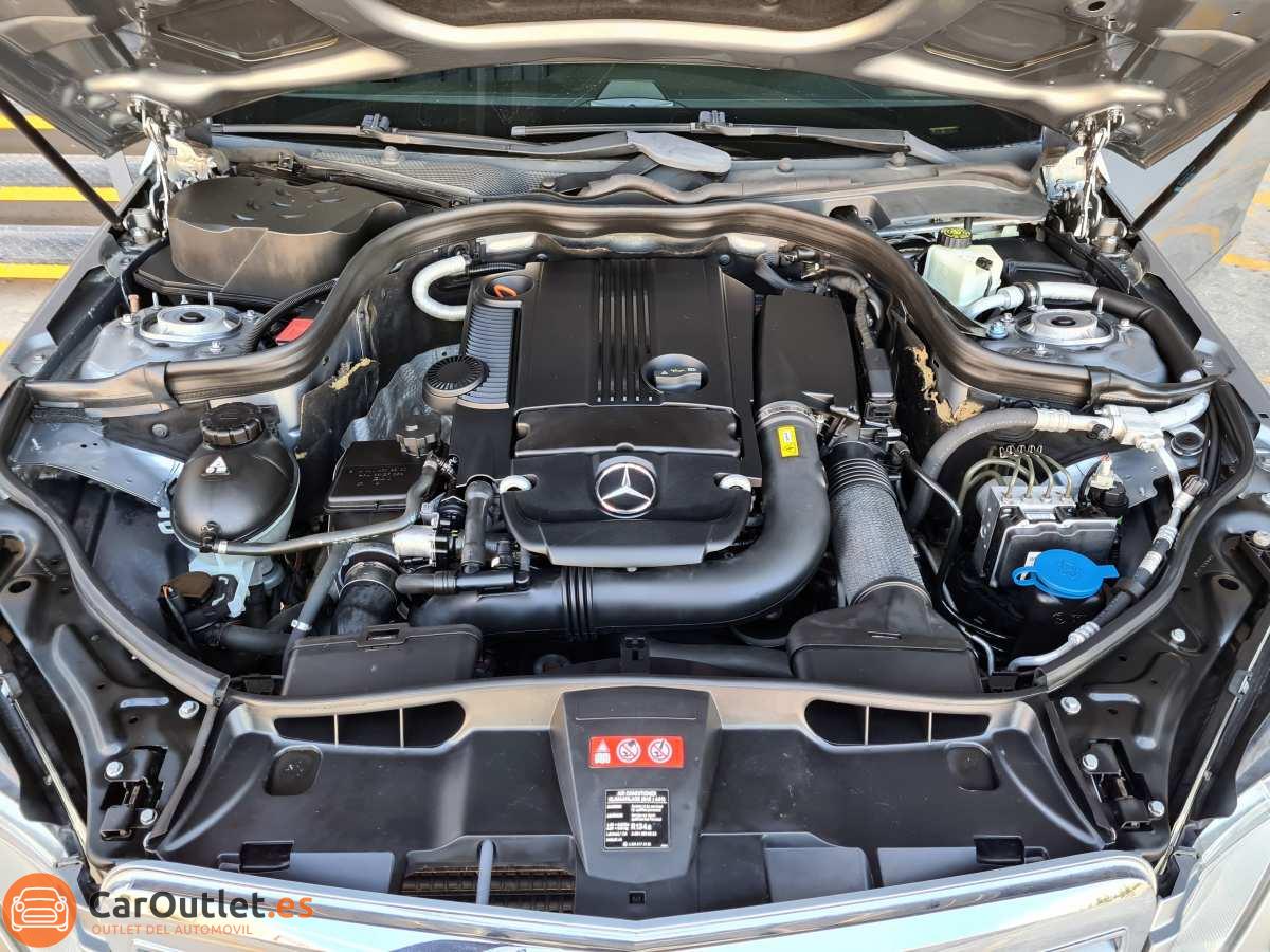 27 - Mercedes E Class 2011 - AUTO