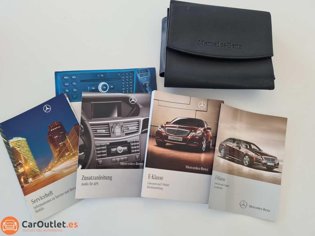 28 - Mercedes E Class 2011 - AUTO