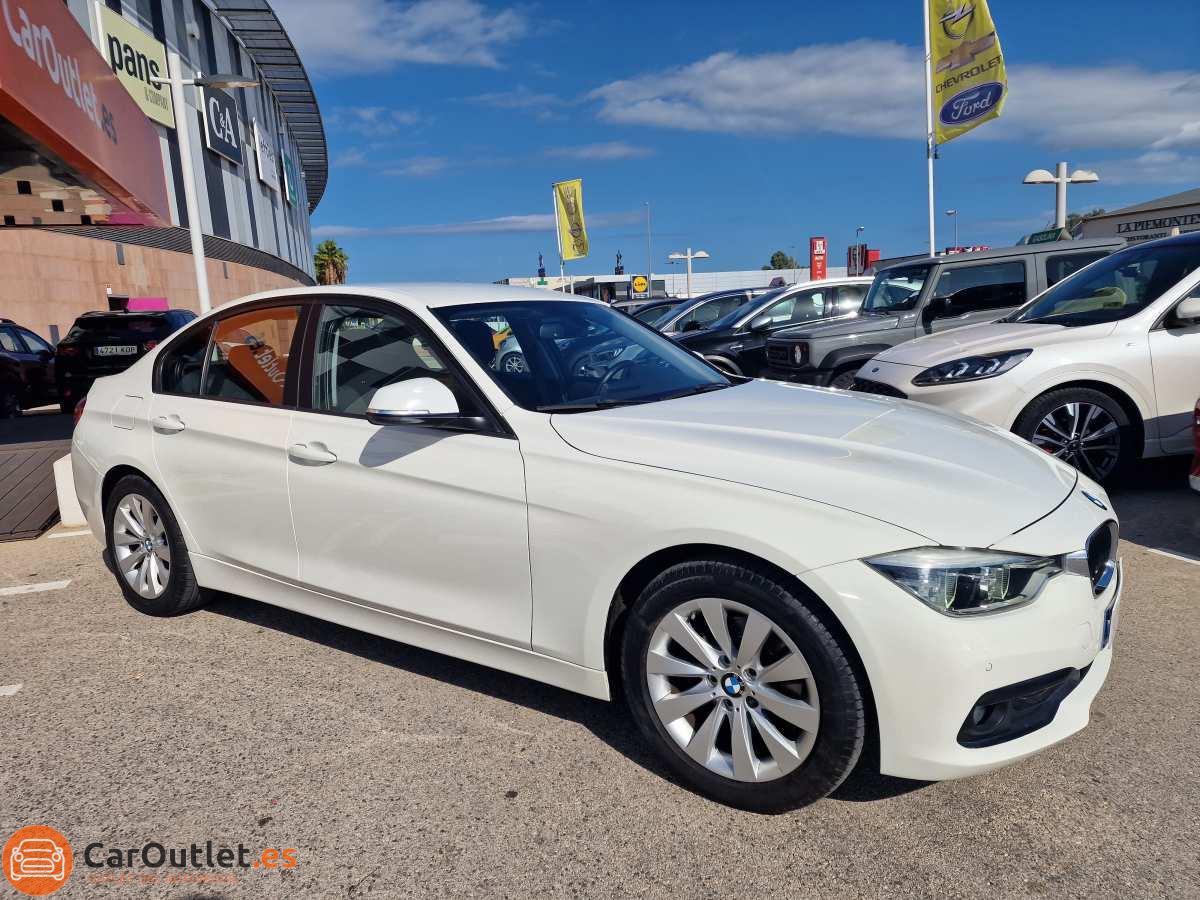 2 - BMW 3 Series 2016 - AUTO