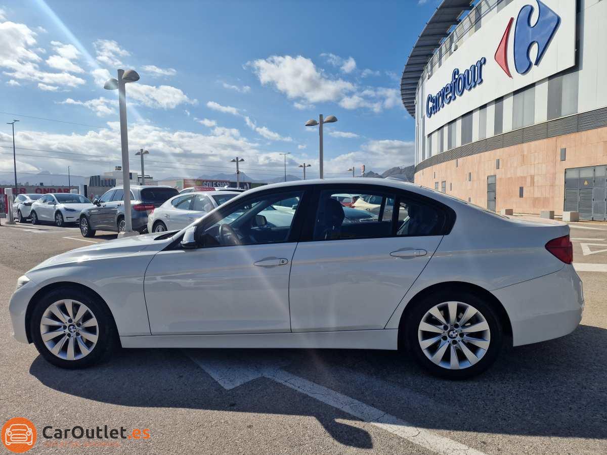 4 - BMW 3 Series 2016 - AUTO