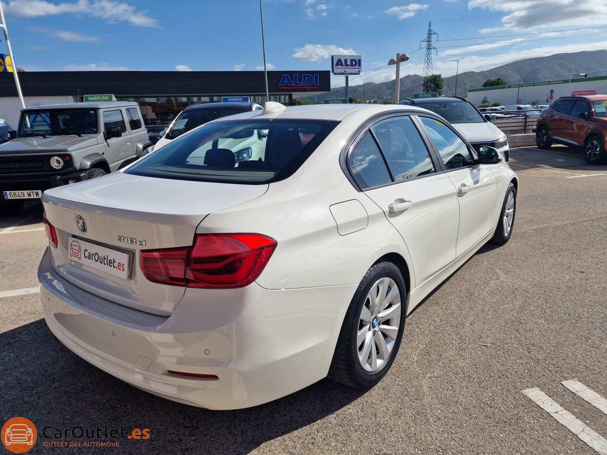 5 - BMW 3 Series 2016 - AUTO