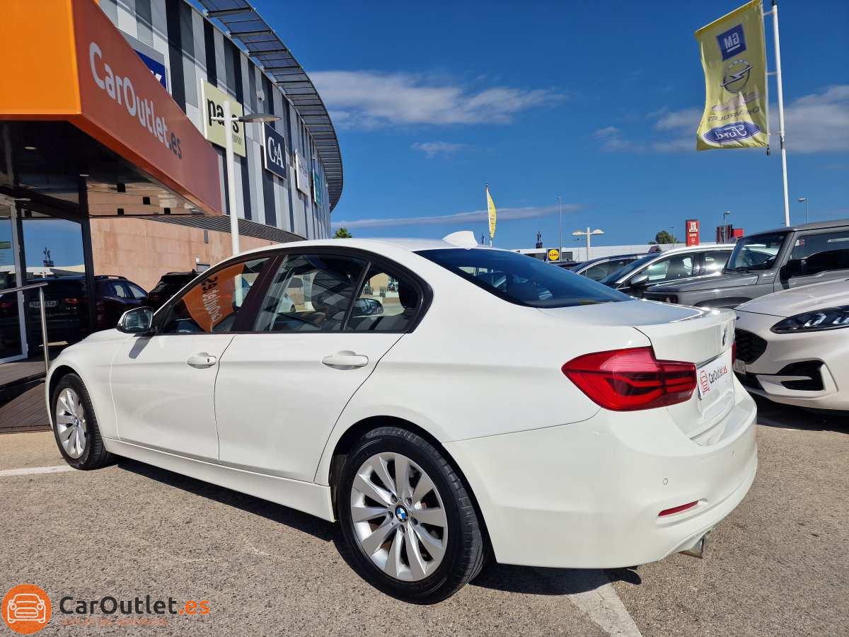 6 - BMW 3 Series 2016 - AUTO