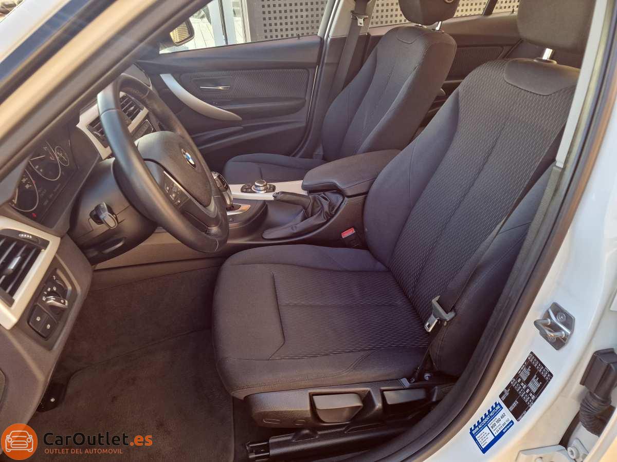 9 - BMW 3 Series 2016 - AUTO