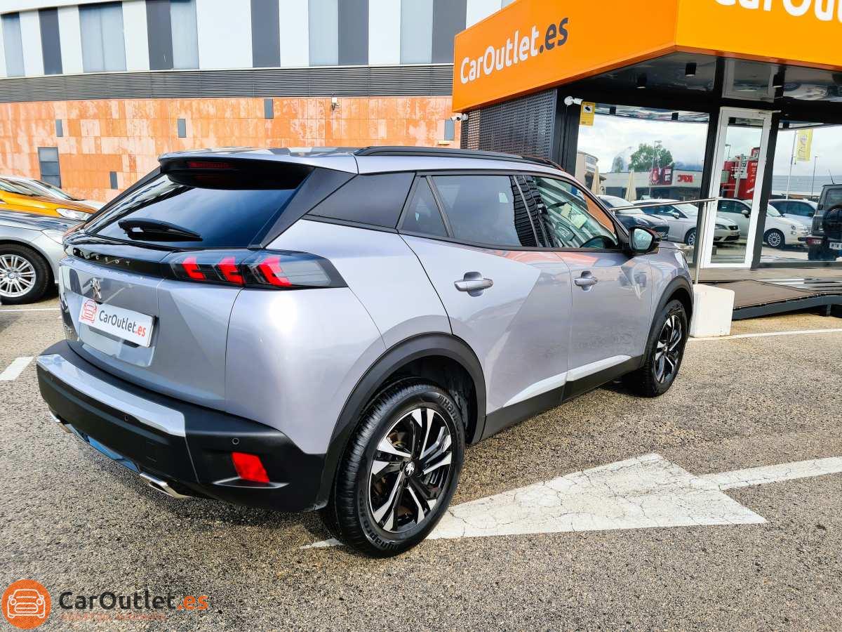 5 - Peugeot 2008 2023 - AUTO