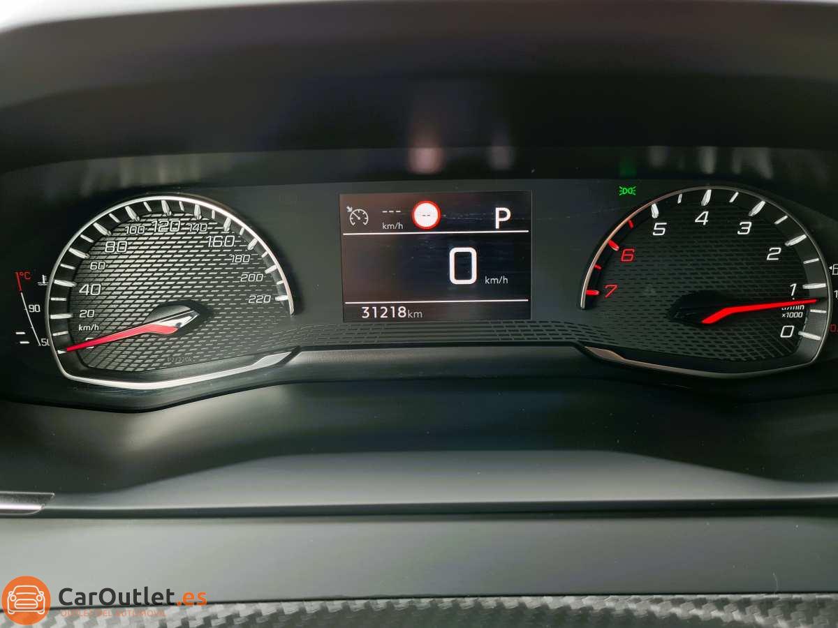 22 - Peugeot 2008 2023 - AUTO