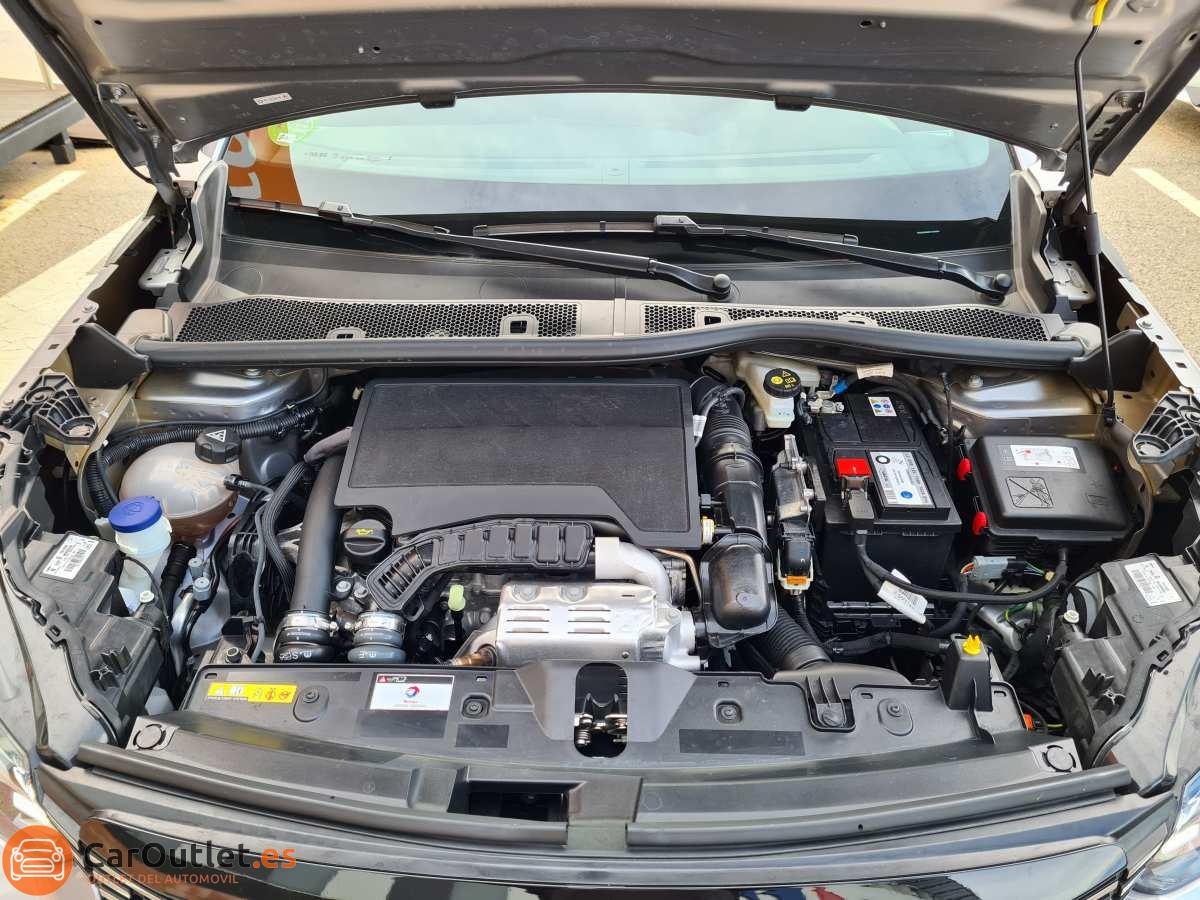 27 - Peugeot 2008 2023 - AUTO