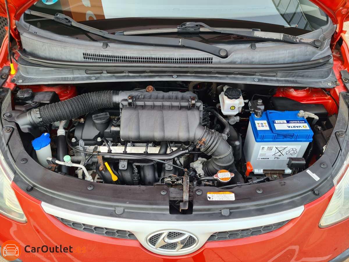 20 - Hyundai i10 2010 - AUTO