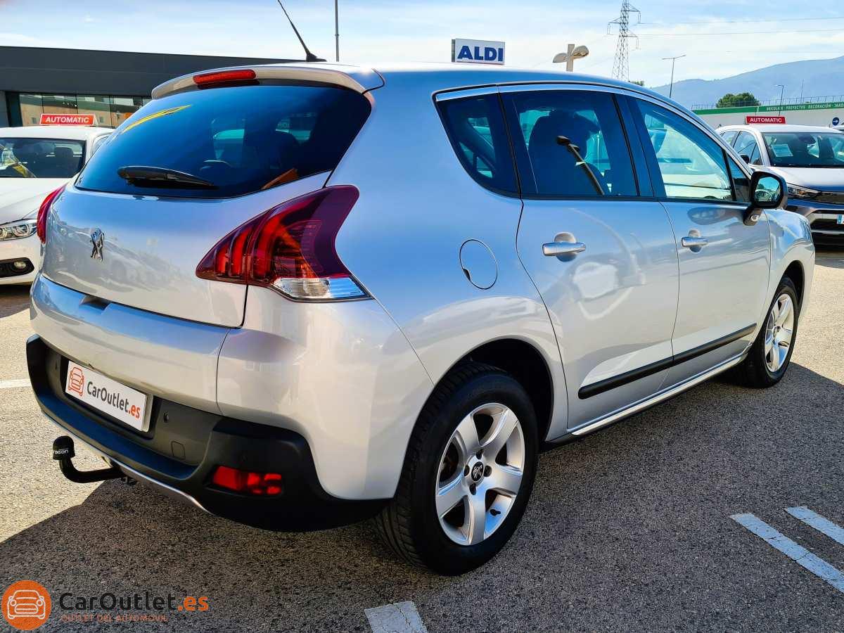 5 - Peugeot 3008 2015 - AUTO