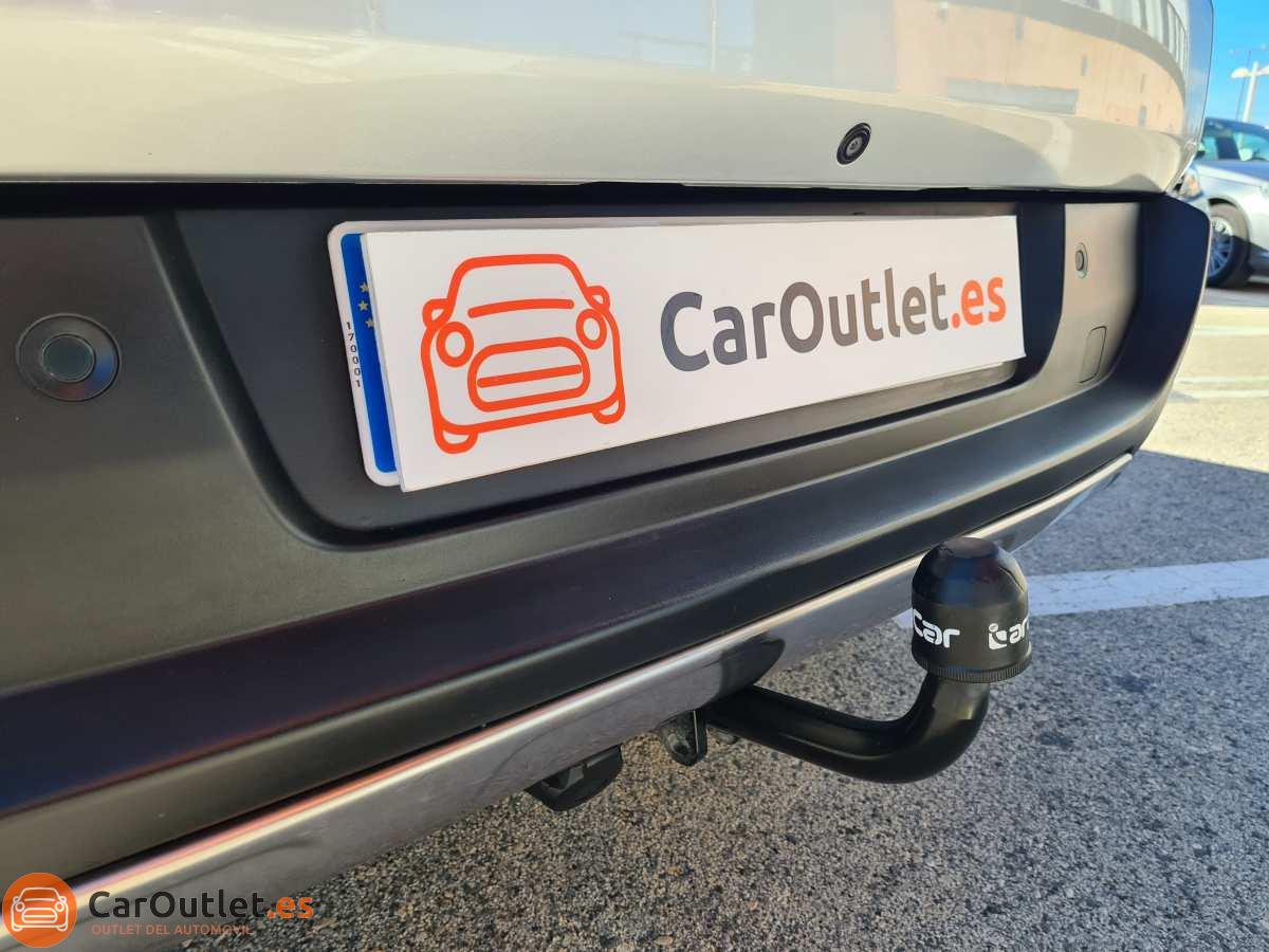 8 - Peugeot 3008 2015 - AUTO