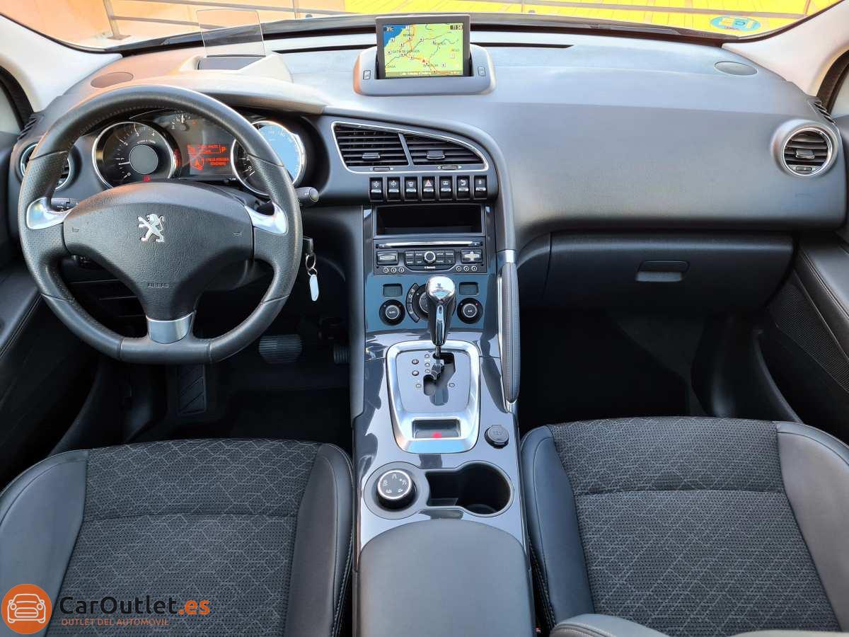 16 - Peugeot 3008 2015 - AUTO
