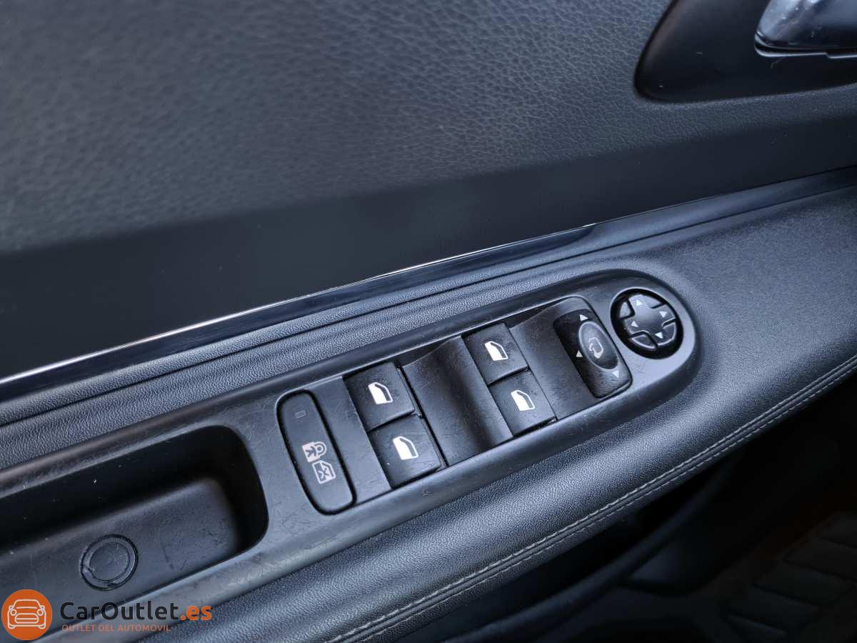 23 - Peugeot 3008 2015 - AUTO