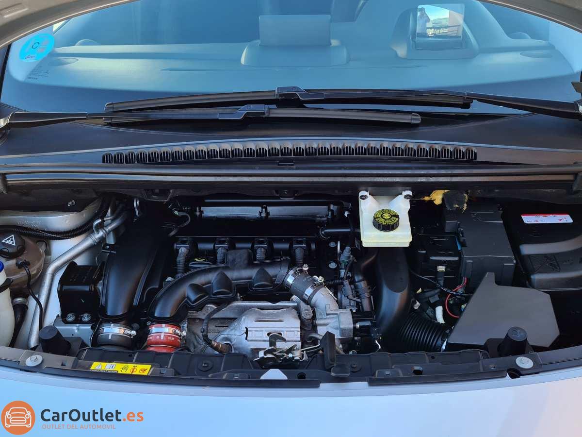 27 - Peugeot 3008 2015 - AUTO