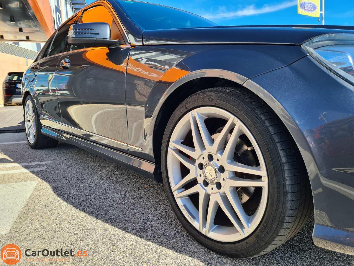 6 - Mercedes C Class 2013 - AUTO