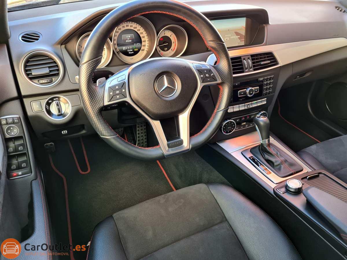 11 - Mercedes C Class 2013 - AUTO