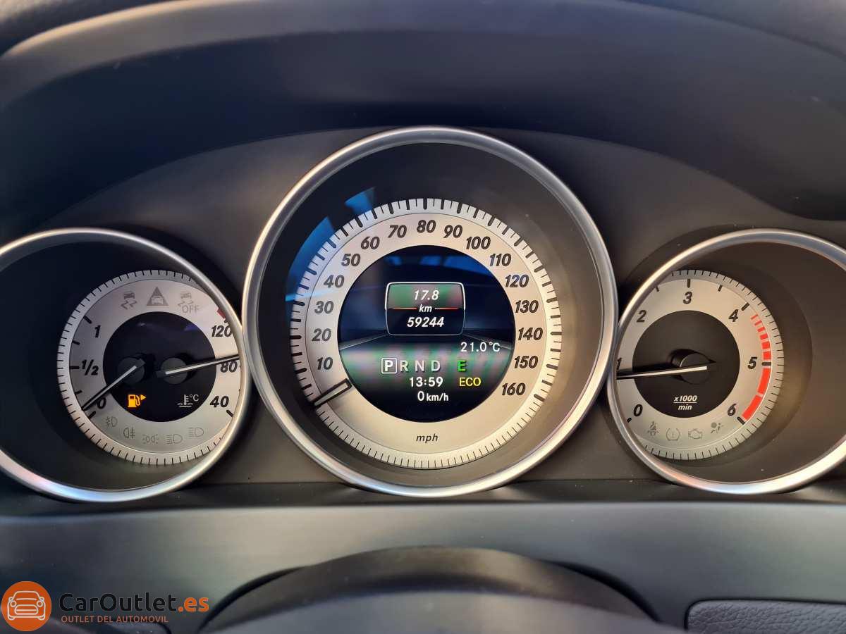 22 - Mercedes C Class 2013 - AUTO