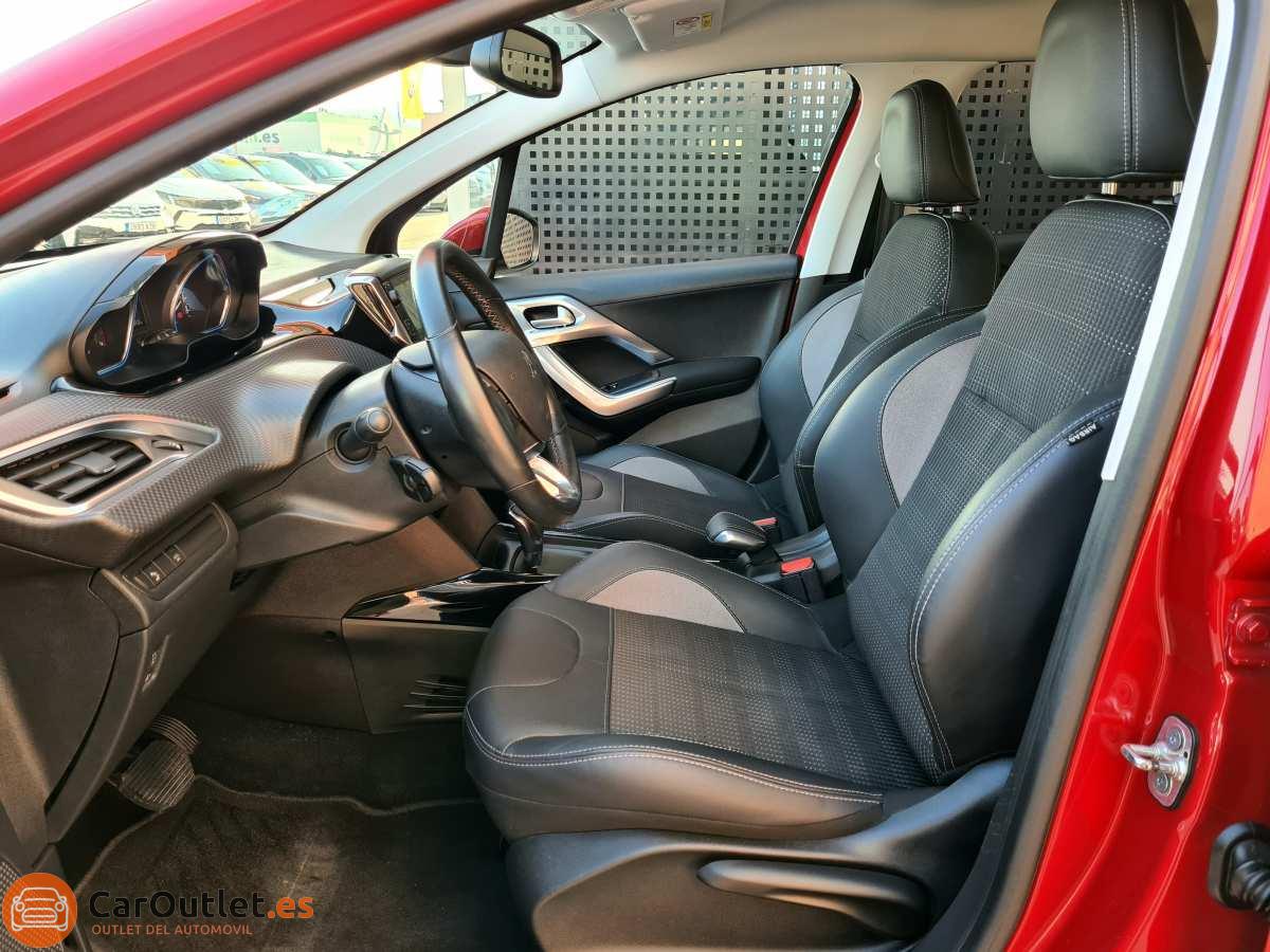 8 - Peugeot 2008 2019 - AUTO