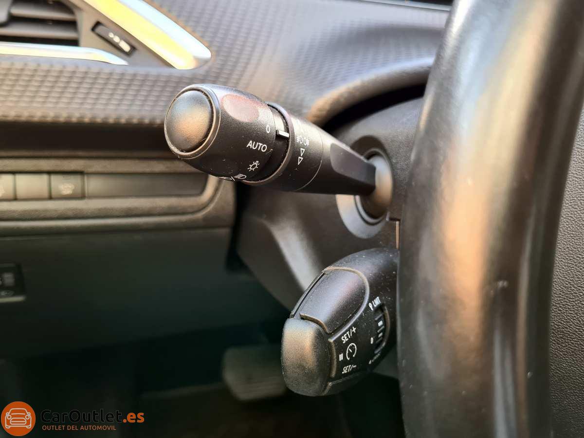 20 - Peugeot 2008 2019 - AUTO