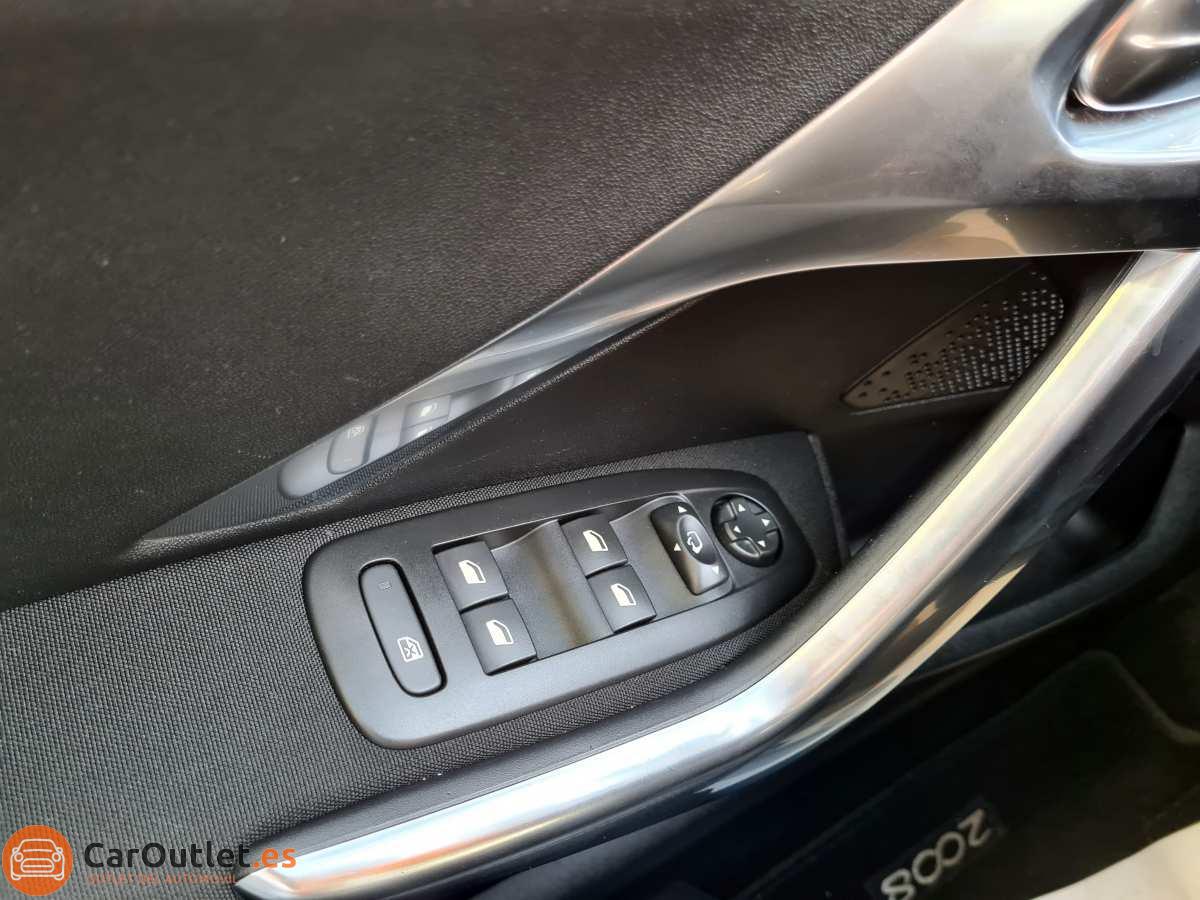 22 - Peugeot 2008 2019 - AUTO