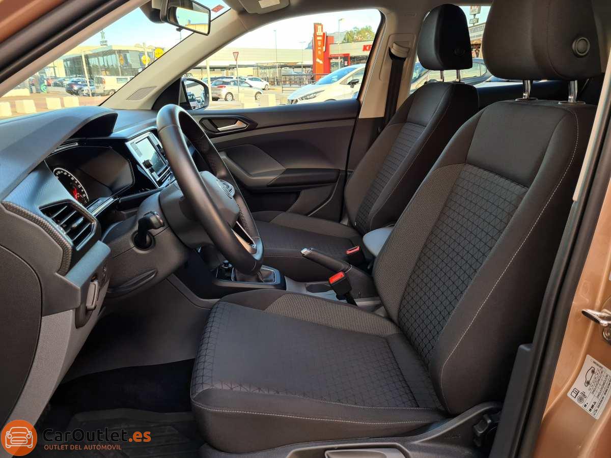 9 - Volkswagen T-CROSS 2020 - AUTO