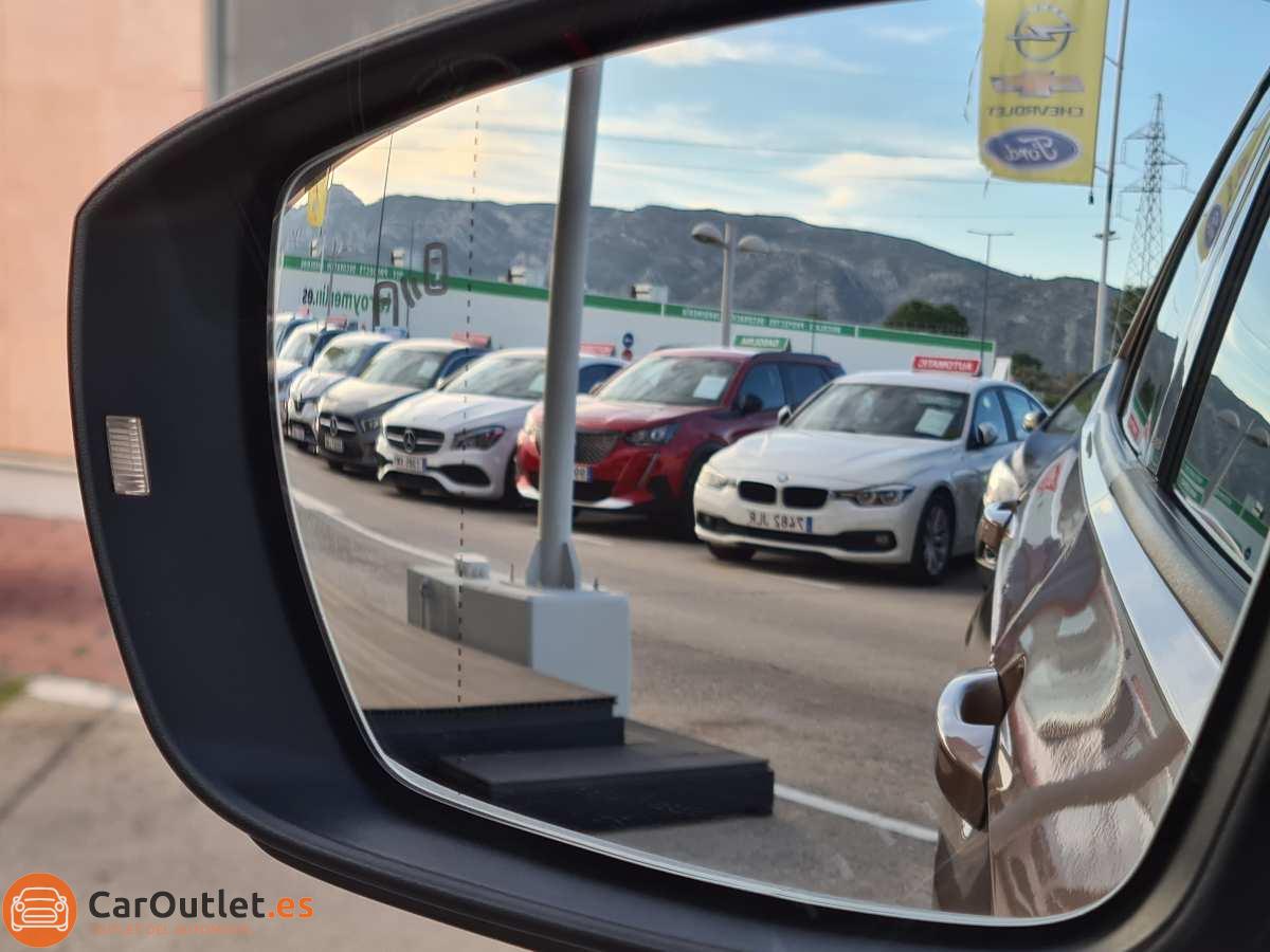 22 - Volkswagen T-CROSS 2020 - AUTO