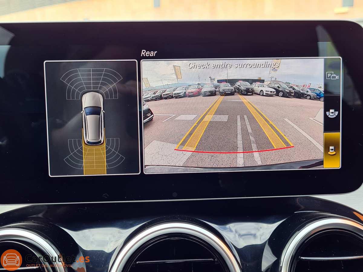 14 - Mercedes C Class 2019 - AUTO