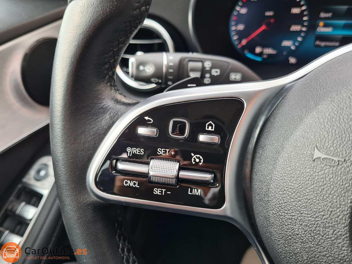 30 - Mercedes C Class 2019 - AUTO