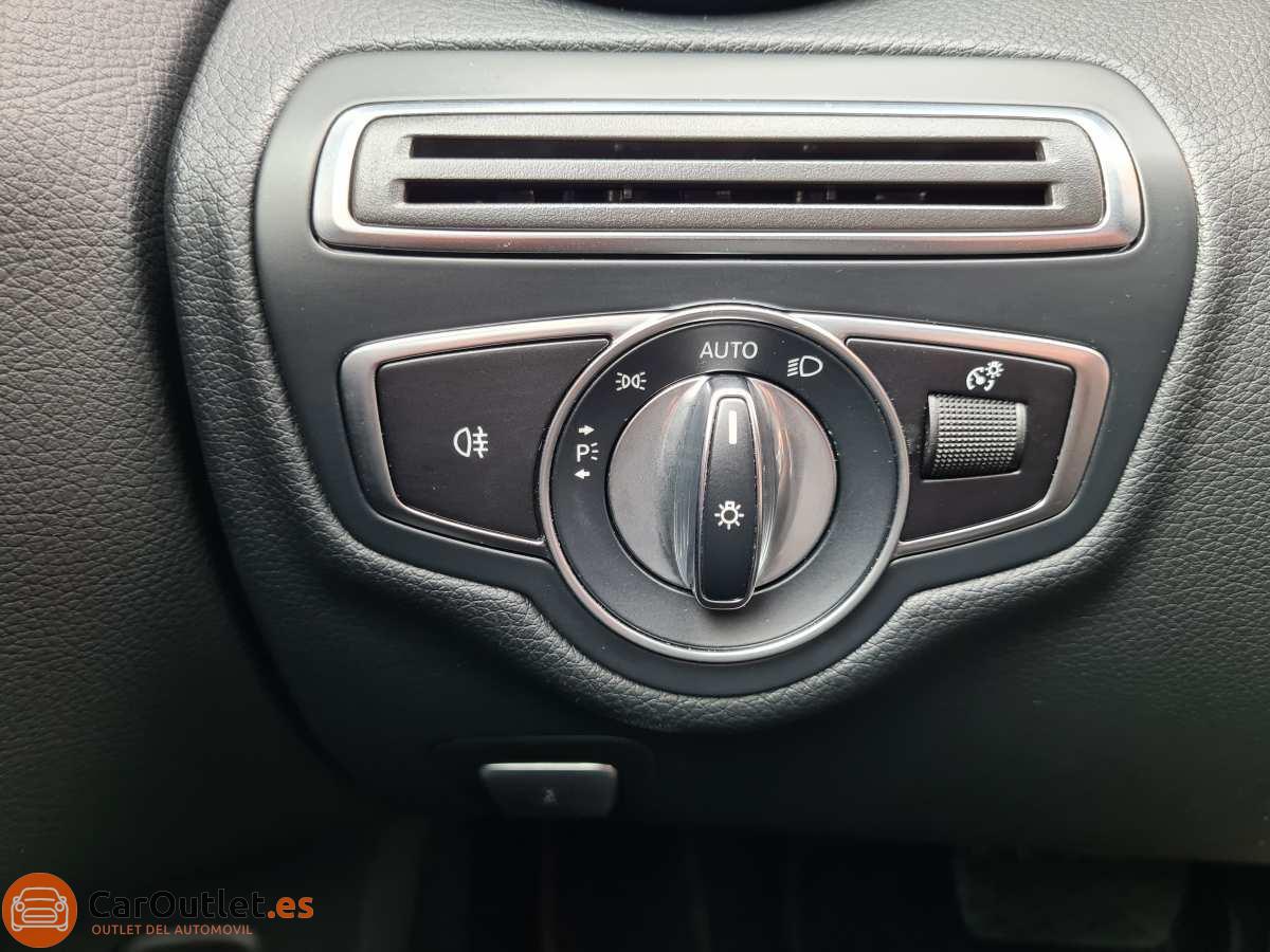 31 - Mercedes C Class 2019 - AUTO