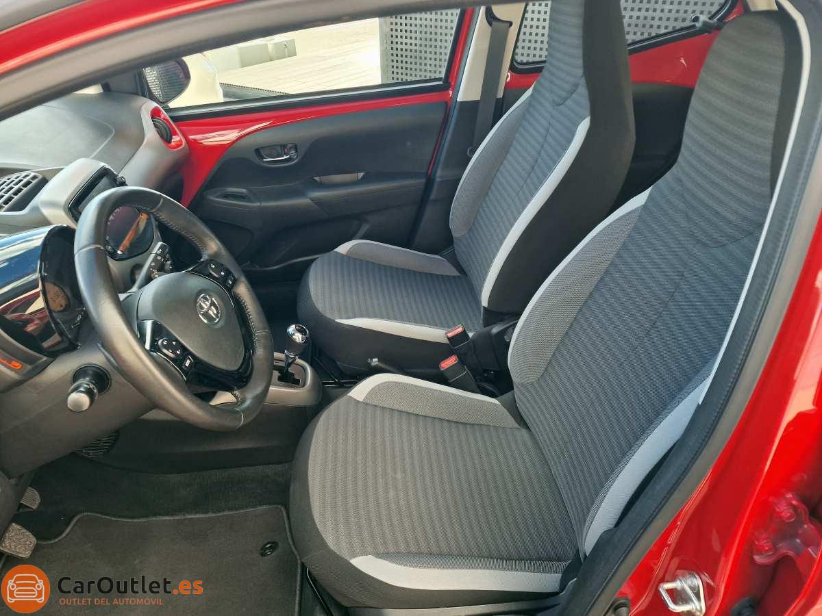 9 - Toyota Aygo 2019 - AUTO