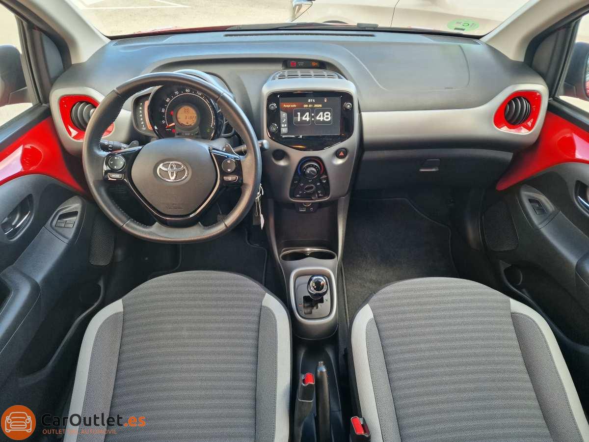 11 - Toyota Aygo 2019 - AUTO