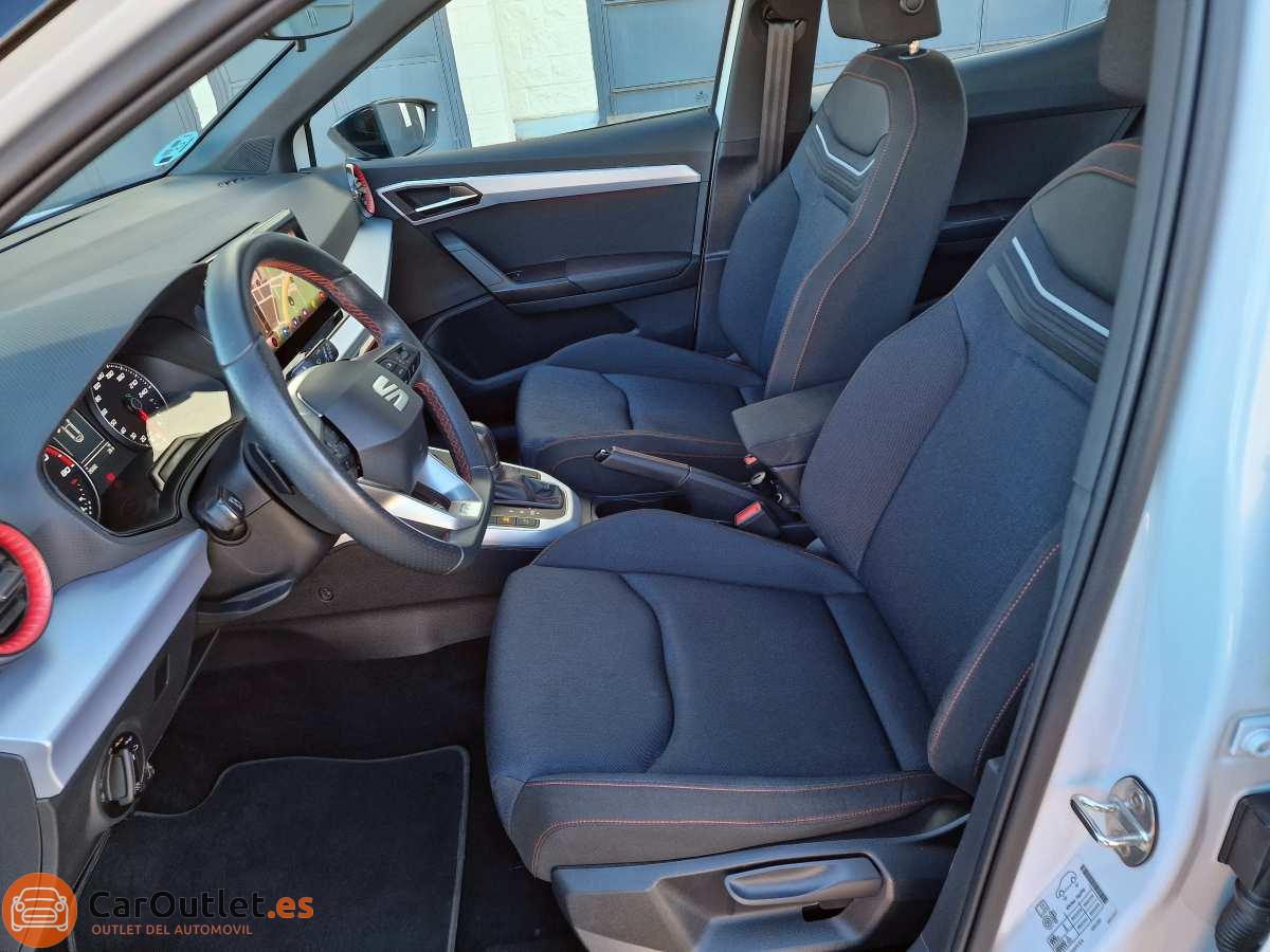 8 - Seat Arona 2023 - AUTO