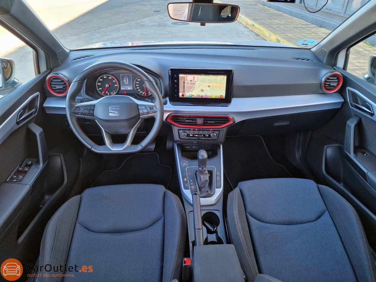 10 - Seat Arona 2023 - AUTO